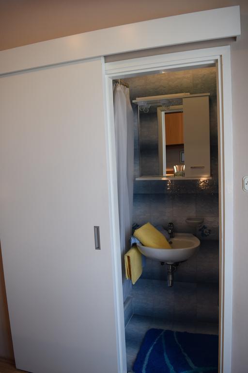 Apartment Branka Banjol Extérieur photo