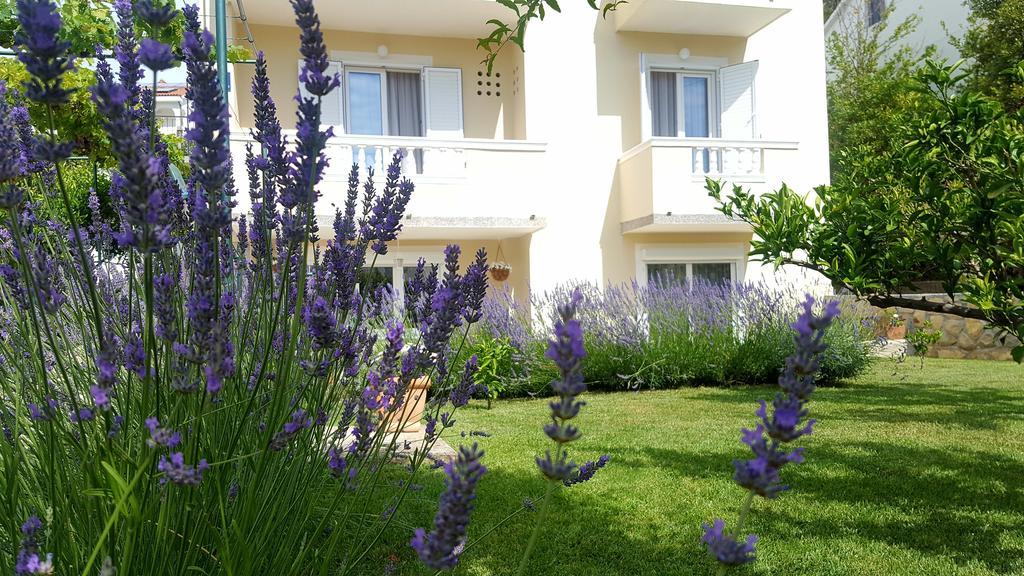 Apartment Branka Banjol Extérieur photo